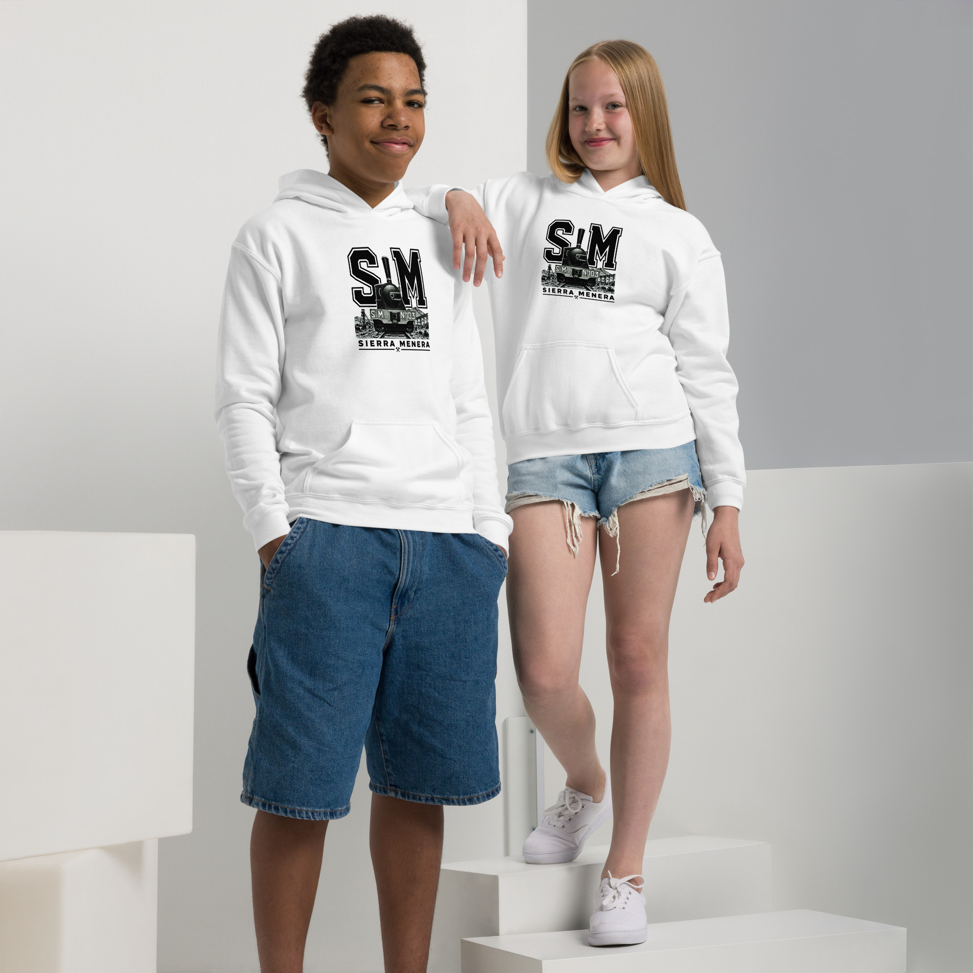 Sudadera gruesa con capucha para niño